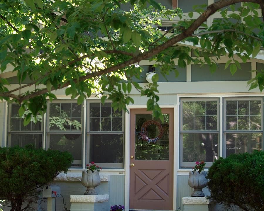 We just painted the house. We picked tradional bungalow colo