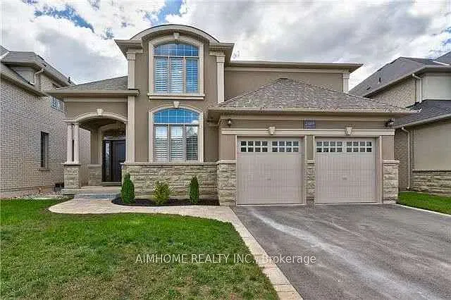 2489 Lyndhurst Dr