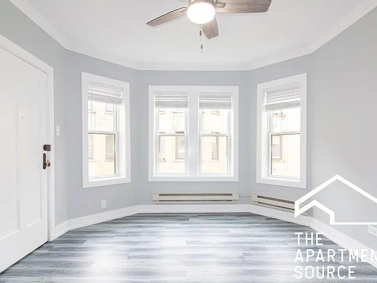 3824 N Greenview Ave #2W — Photo 7