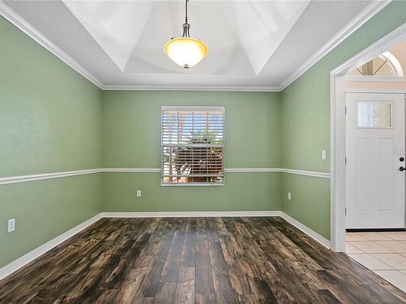 5th image of 880 Brighton Place Blvd