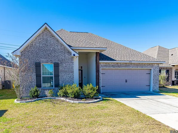1860 Rollingwood Dr, Saint Gabriel, LA 70776