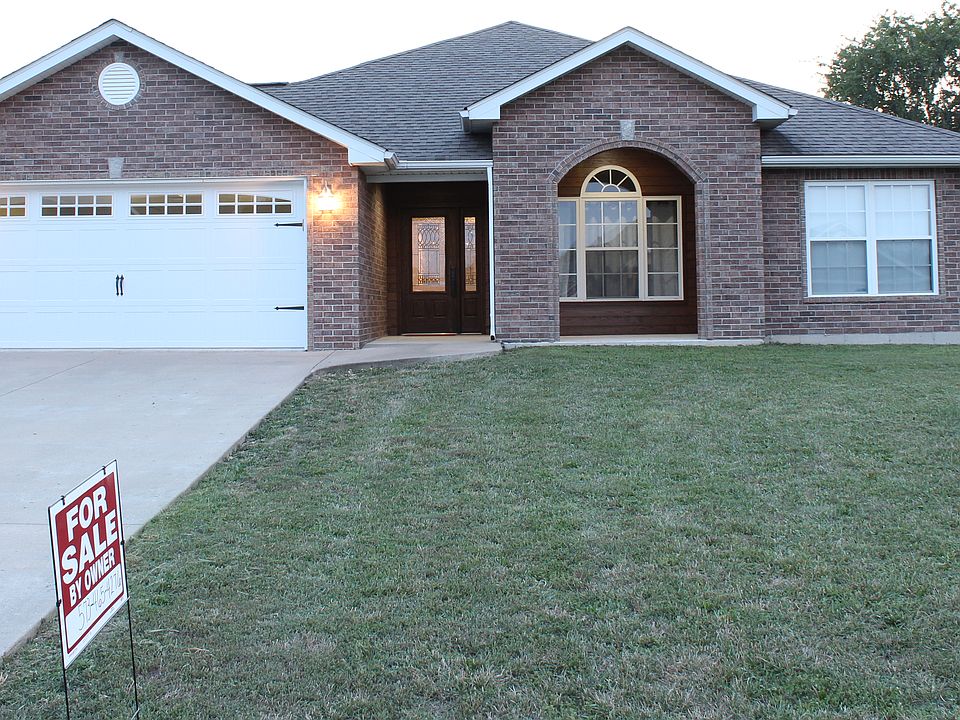 1st image of 10055 Summerfield Dr