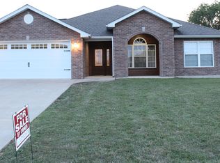 10055 Summerfield Dr, Rolla, MO 65401