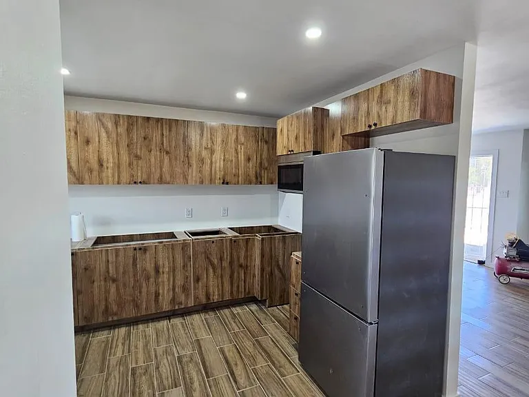 8617 Mount Shasta Dr — Photo 3