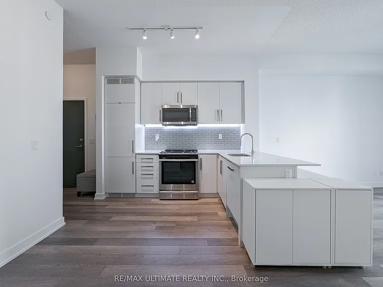 5180 Yonge St #1412 — Photo 11