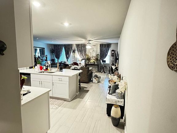2nd image of 5646 SE Edgewater Circle
