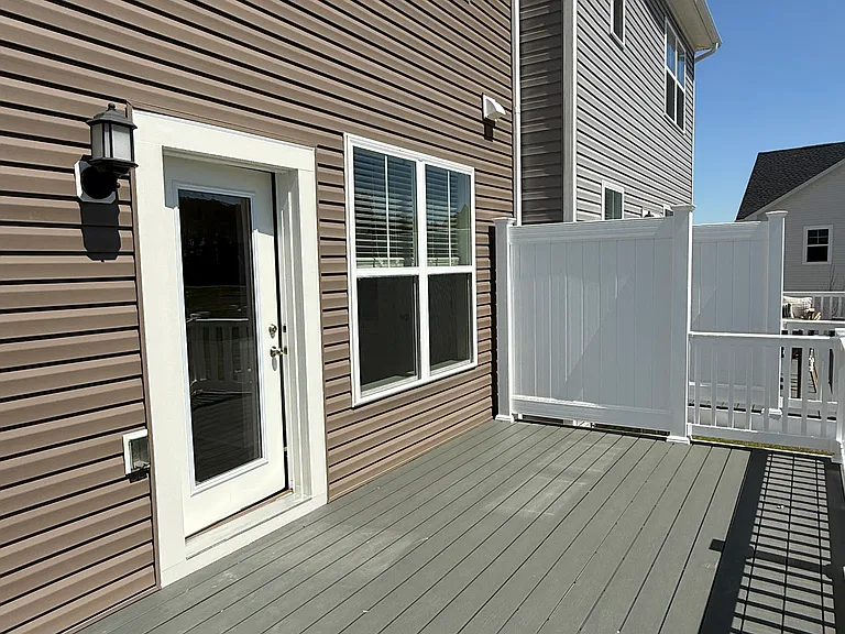 2110 Winterberry Ln — Photo 22