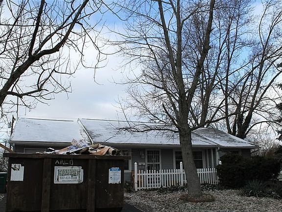 4th image of 343 Weinland St