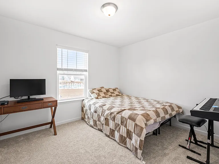 213 Providence Creek Dr — Photo 23