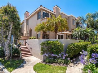 19551 Grandview Cir, Huntington Beach, CA 92648