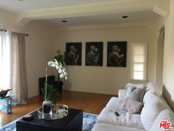 5th image of 1157 S Crescent Heights Blvd
