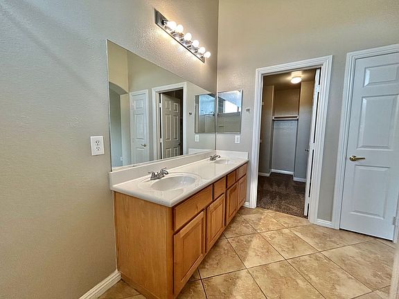 5th image of 1143 Grass Pond Pl Unit 3