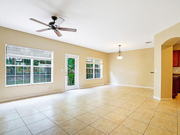 3rd image of 4306 Cohune Palm Ct