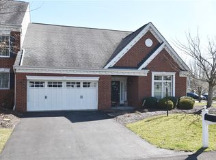 3000 Edinburg Ct, Carnegie, PA