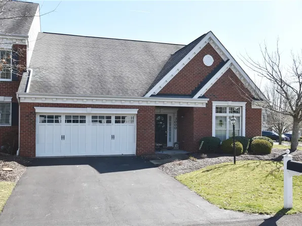 3000 Edinburg Ct, Carnegie, PA 15106