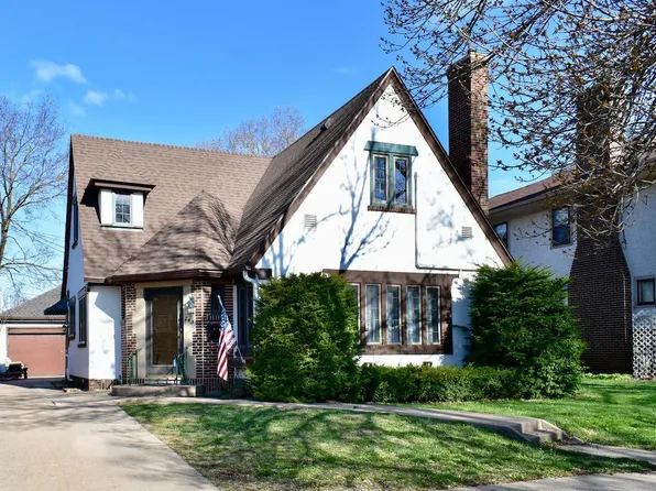 263 Grand St, Winona, MN 55987