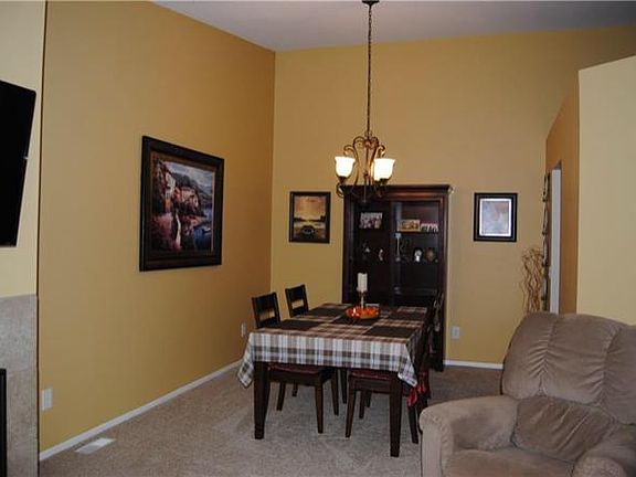 5th image of 38858 Country Cir #1