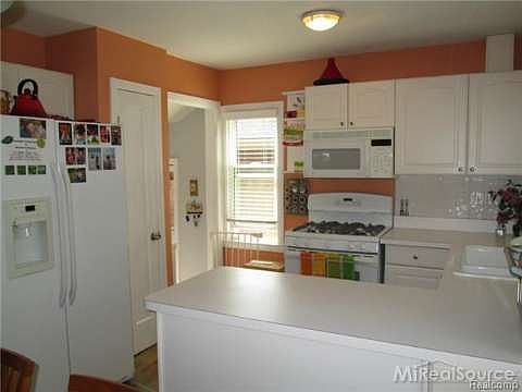 5th image of 3013 Vinsetta Blvd