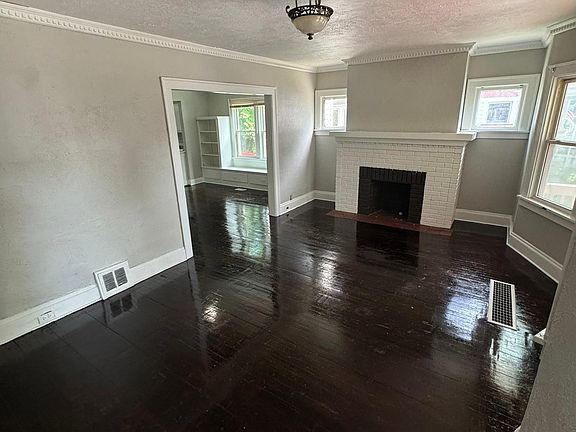 2nd image of 3163 W 111th St #1
