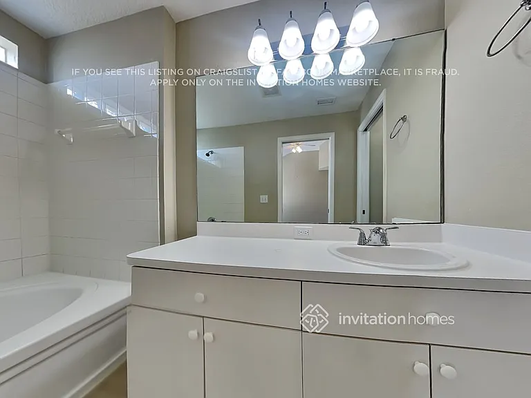 10618 Lakeside Vista Dr — Photo 11