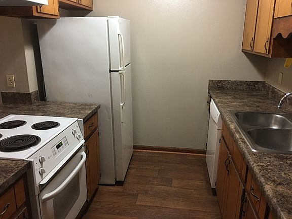 3rd image of 1565 Keily Run