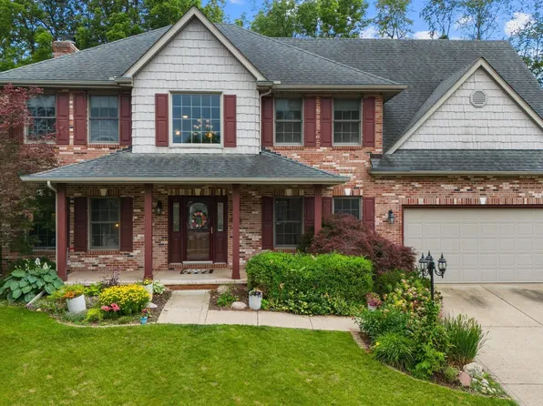 5608 W Timber Oak Ct, Peoria, IL 61615