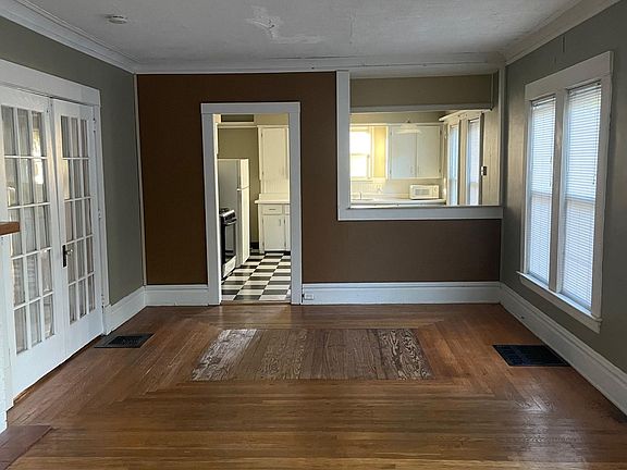 2nd image of 1-1221 Hope St SE #1
