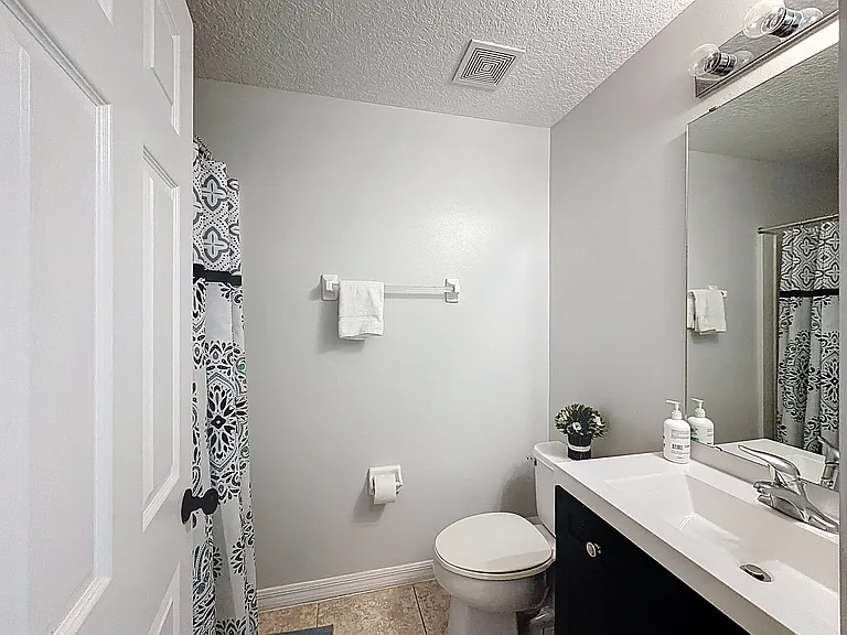 217 Sevilla Ave — Photo 17