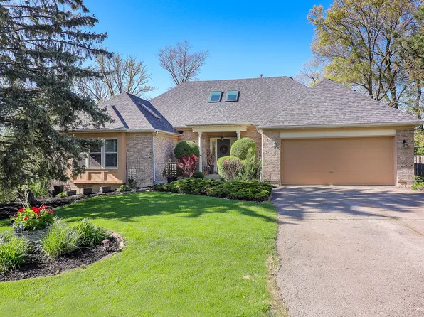 849 Bonnie Brae Ln, Bolingbrook, IL 60440