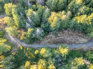 1515 Nighthawk Ln, Capital, BC V9Z1M9