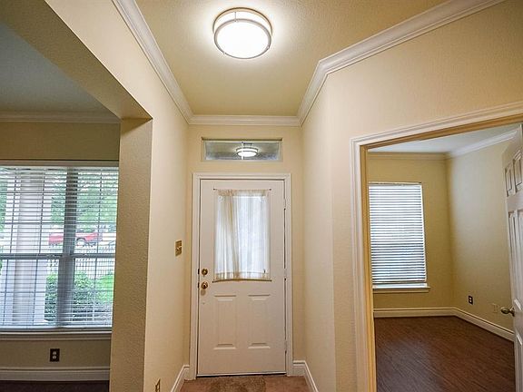 5th image of 7134 Sun Village Dr