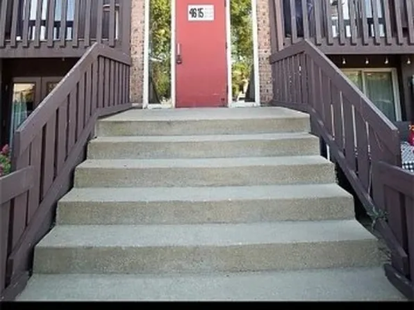 4615 Oakhill Blvd APT 208, Lorain, OH 44053