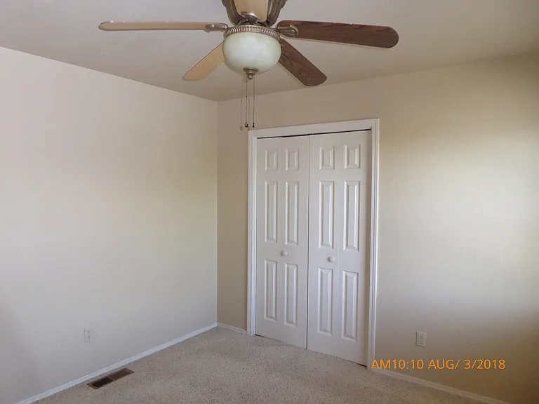 4302 SW Parkridge Blvd — Photo 20