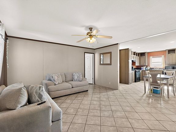 4th image of 10 Luminoso Ct