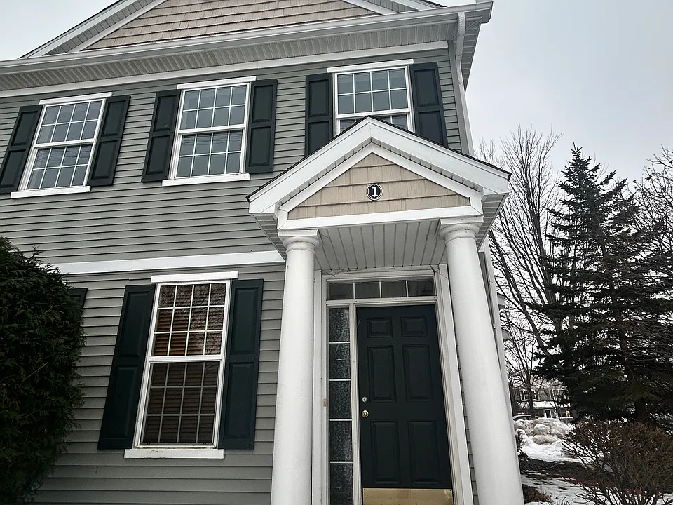 1613 Legacy Pkwy E #1