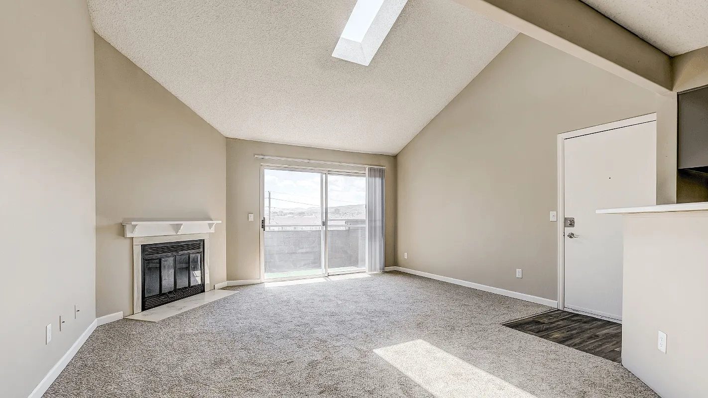 St. Moritz Apartments — Photo 2