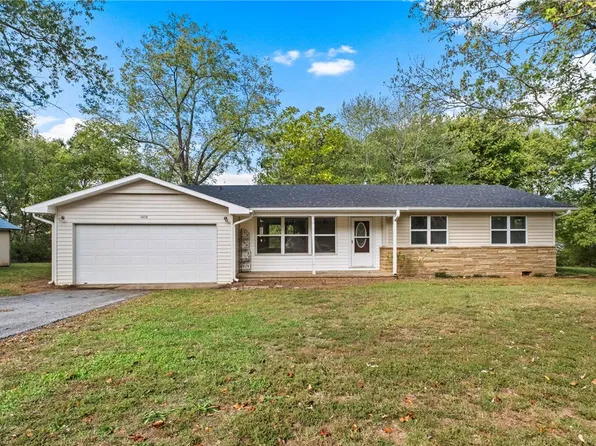1735 S Hunt Ln, Fayetteville, AR 72701