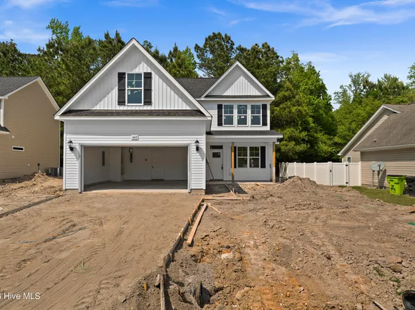445 Peregrine Ridge Drive, New Bern, NC 28560