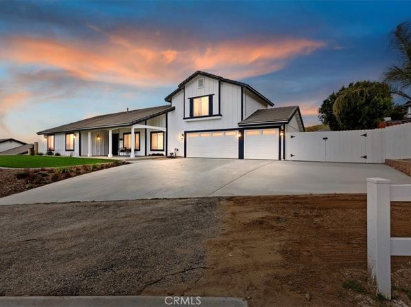 2351 Red Cloud Ct, Norco, CA 92860