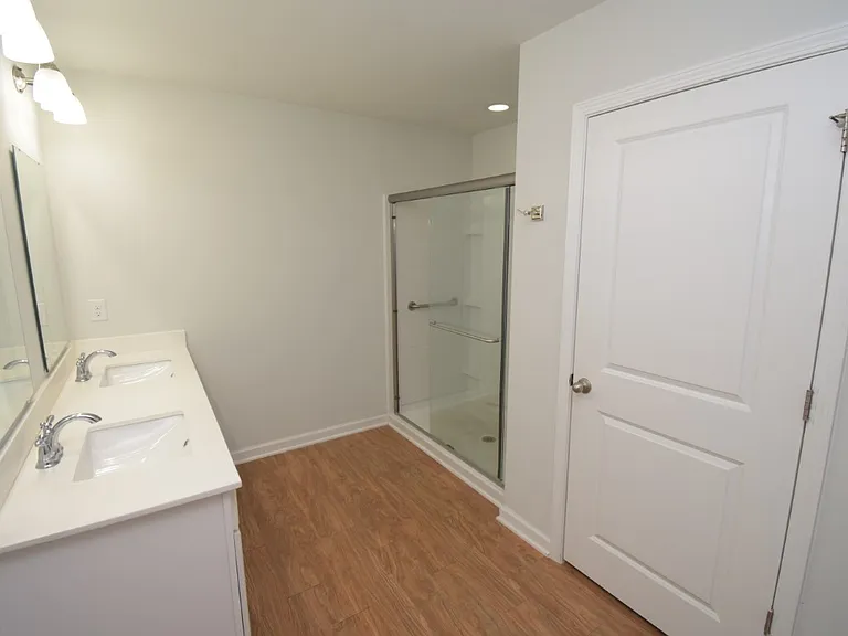 1141 Midtown Village Dr — Photo 7