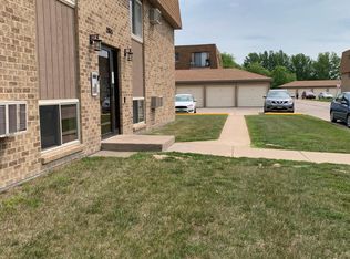 2815 S 17th St APT 306, Grand Forks, ND 58201