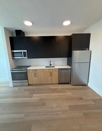 38 Madison St #416 Photo 1