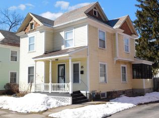 15 Elizabeth St, Glens Falls, NY 12801