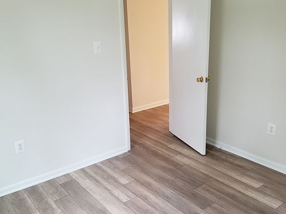 1st Floor Bedroom/Office