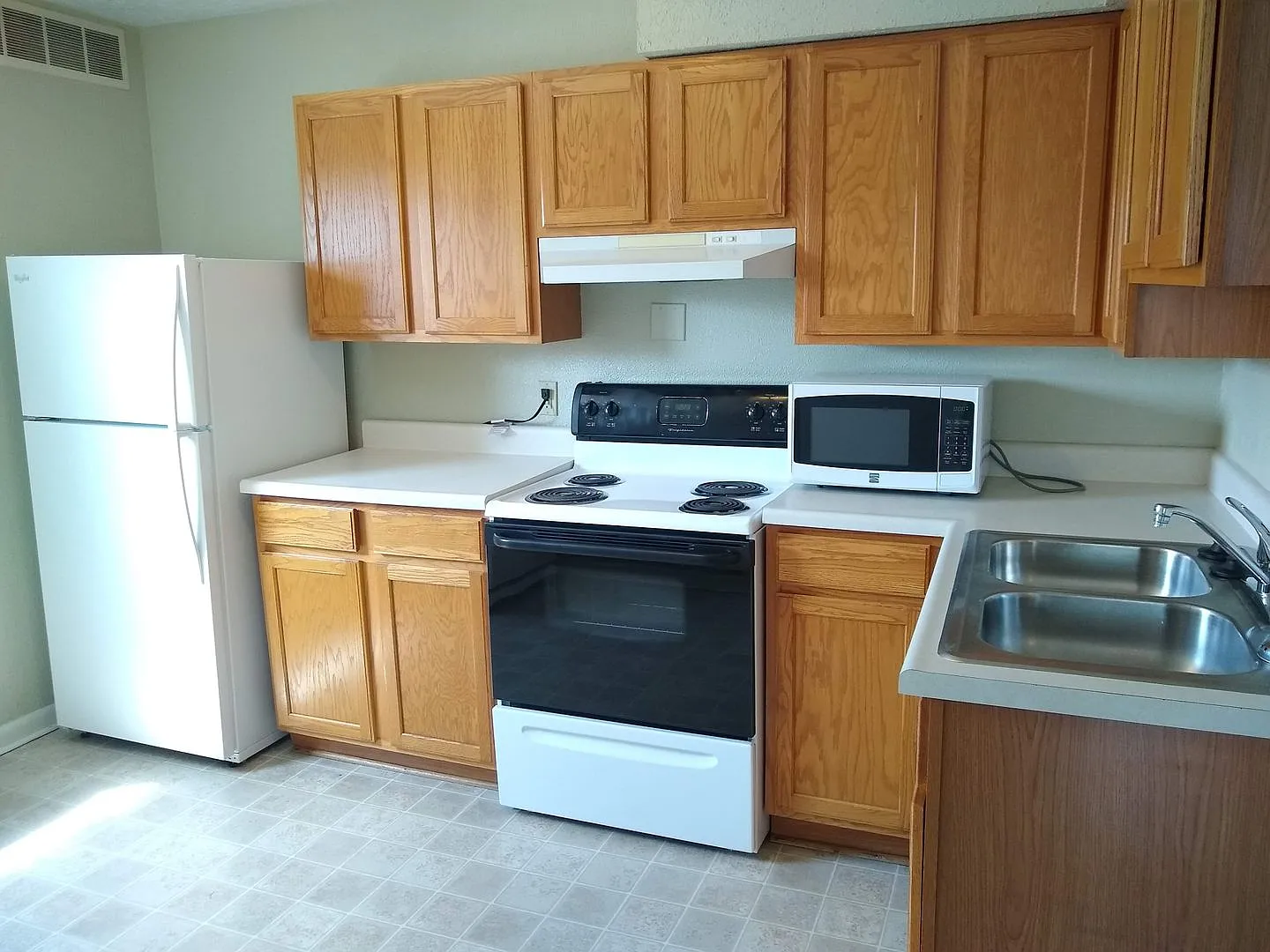 White Mountain - Residential — Photo 3