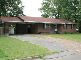 622 Melton Ave, Dyersburg, TN 38024