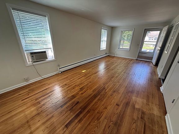 2nd image of 1801 Loftsgordon Ave #1