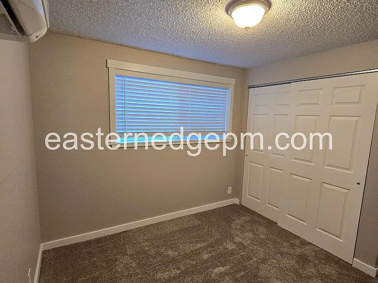 630 SW 24th St #5 — Photo 18