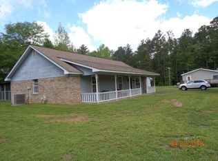 441 Badger Ln, Columbus, MS 39705