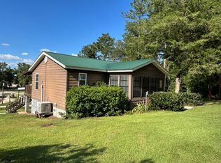 2264 Carter Bight Landing Rd, Surrency, GA 31563
